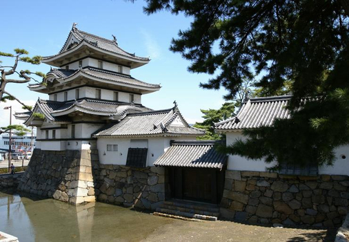 跟團即食行樂♯【賠點錢我是寵粉專業戶】星宇四國名所5天~米其林三星栗林園、鳴門海峽漩渦、石垣名城丸龜、遍路古剎善通寺、父母之濱