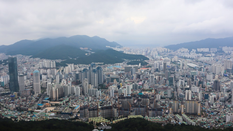 快閃釜山|慢遊半自助|乙日自由活動.海雲台列車_天空步道.五星汗蒸幕.甘川洞.樂天OUTLET(一站購物彩妝)五日|高雄 23