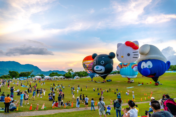 ＊【環島之星-迪士尼列車】台東．熱氣球繫留體驗自由行3天(中部出發)