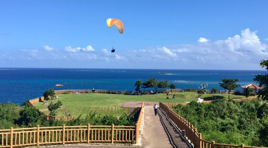 玉泉洞+系滿魚市場+Outlet南部一日遊