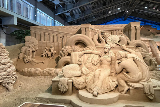 易起追雪限時省♯台中神戶山陰山陽×沙丘絕景&美術館×超萌企鵝遊行×柯南故鄉溫泉五日～岡山後樂園‧崛川遊船‧鳥取花迴廊(台中出發-星宇)