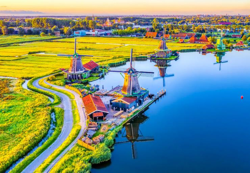 鬱約花季早鳥省♯法比荷花賞１０天～世遺水鄉老城三遊船、羊角村庫肯霍夫、香檳品酩