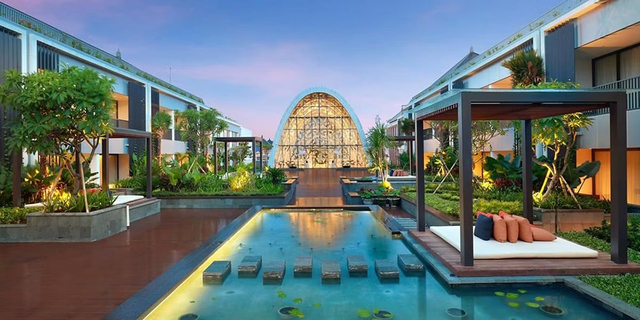 易起FUN寒假♯《六人成行》【喜峇樂】峇里島５日-全程五星、烏布服裝體驗、海景沙灘俱樂部