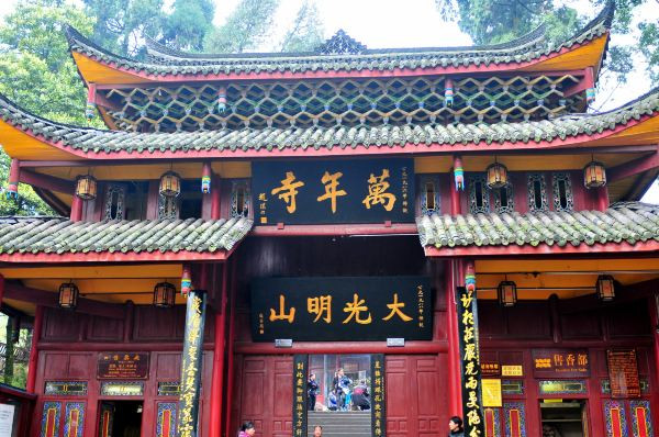 萬年寺旅遊指南 | 熱門景點資訊、交通地圖 | ezTravel易遊網