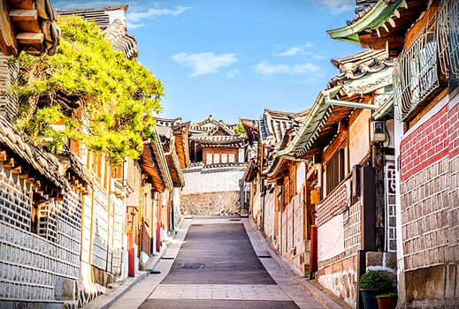 旅展優惠｜韓冬滑雪｜首爾｜人氣滑雪.鮮採草莓.恩平韓屋村幽境.秘境瀑布Café.最美星空圖書館.必逛聖水洞＋明洞四日