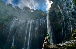 泗水出發, συμβαδίζω Tumpak Sewu & 布羅莫火山 (Mount Bromo) 二日遊