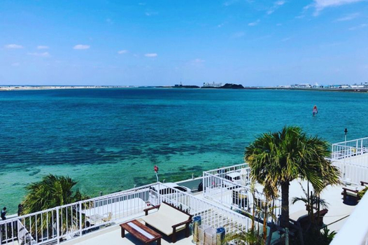 來去沖繩輕鬆渡假4日遊～鐘乳石玉泉洞‧貓咪奧武島‧國際通商店街‧波之上神宮‧美國村‧小希臘瀨長島(台中出發-星宇)