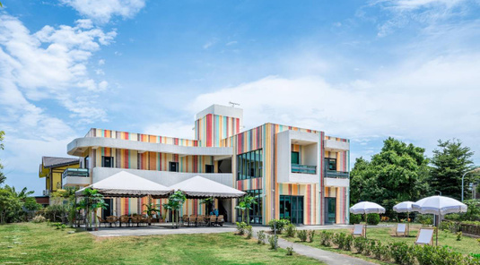 彩虹莊園會館(Rainbow Mansion)