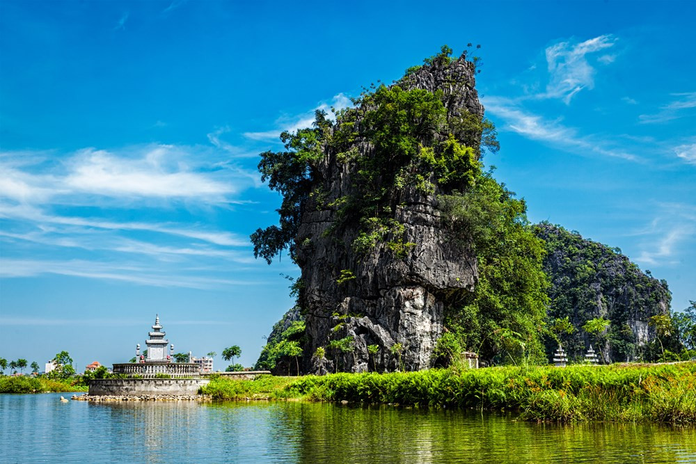 陸龍灣旅遊指南 | 熱門景點資訊、交通地圖 | ezTravel易遊網