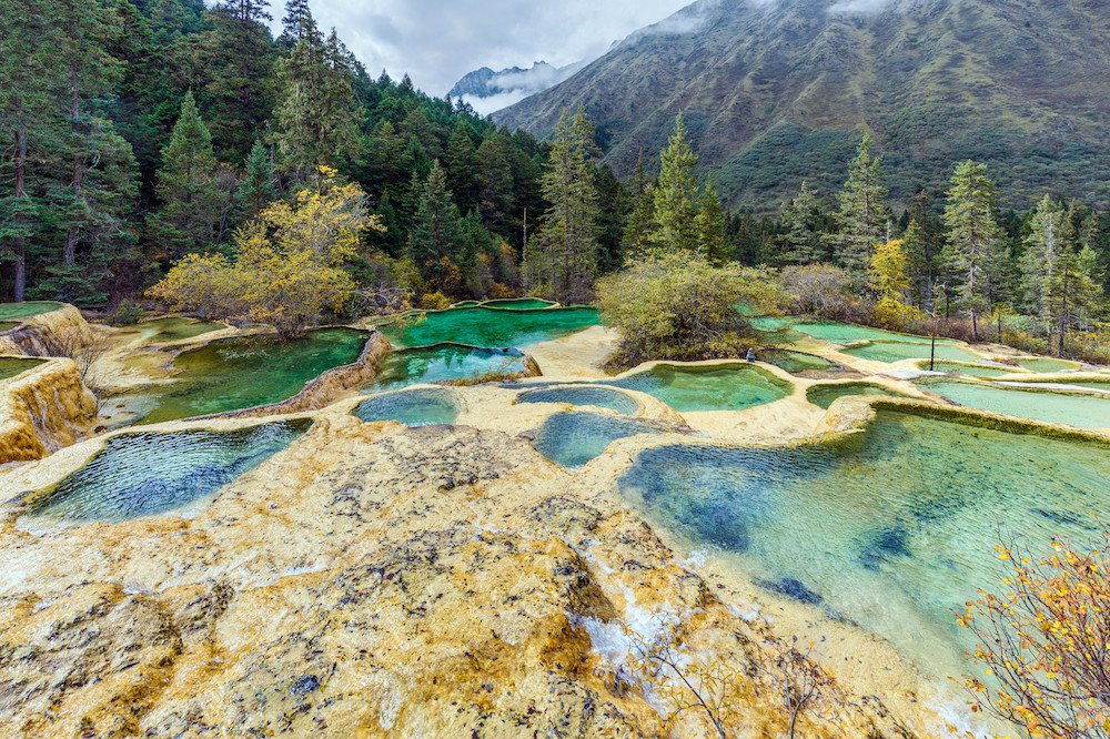黃龍五彩池旅遊指南 | 熱門景點資訊、交通地圖 | ezTravel易遊網
